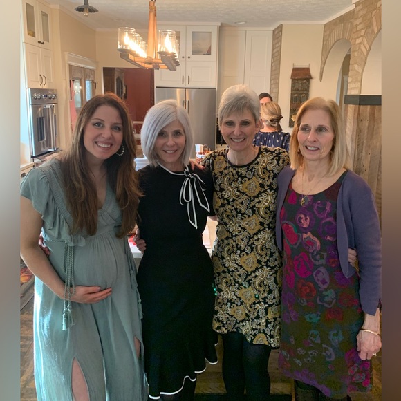 Baltic Born Jennifer Deep V Maxi Dress, Sage Green Size M - Picture 12 of 13